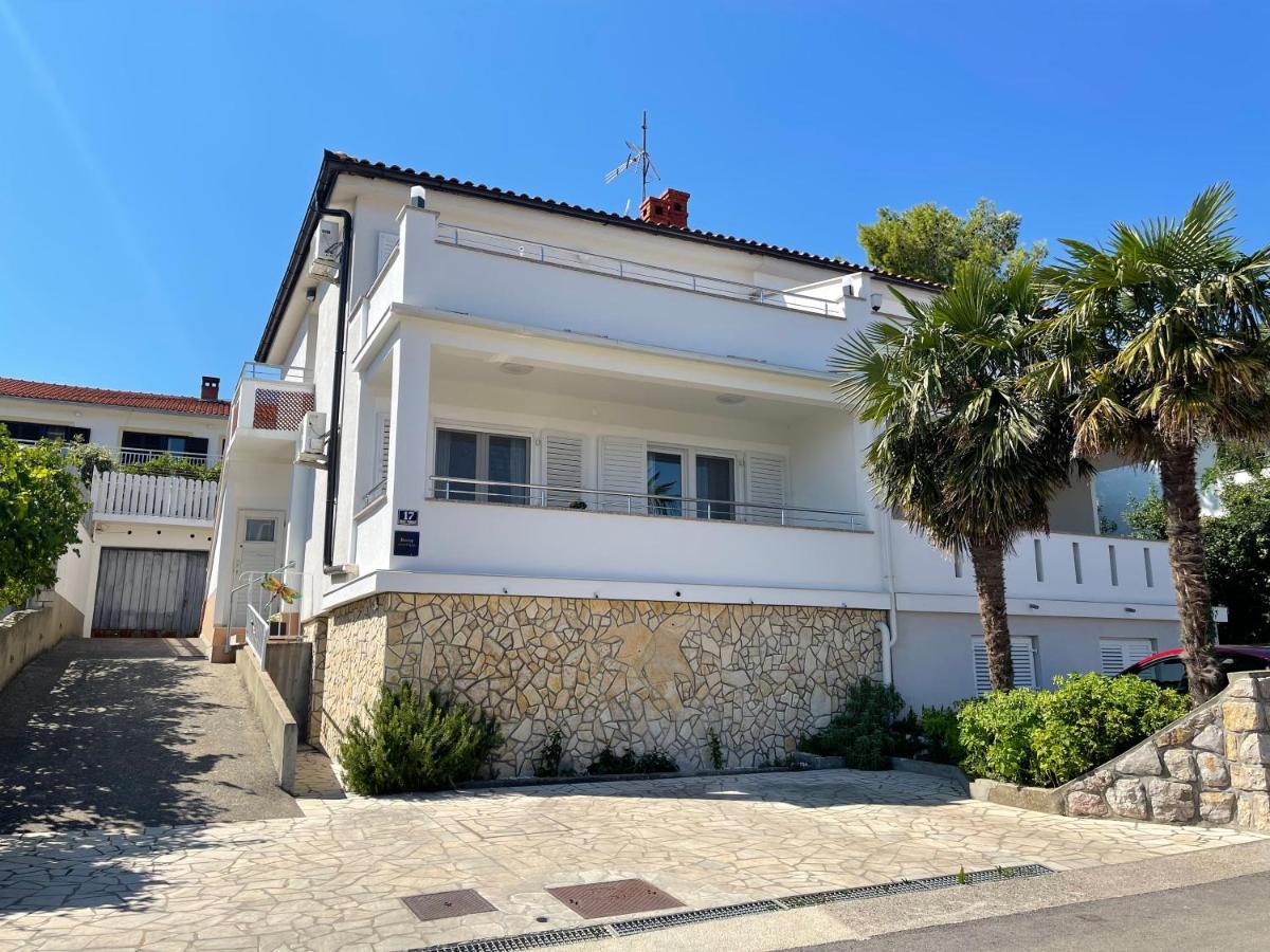 Apartments Bohovic Šilo Exterior foto
